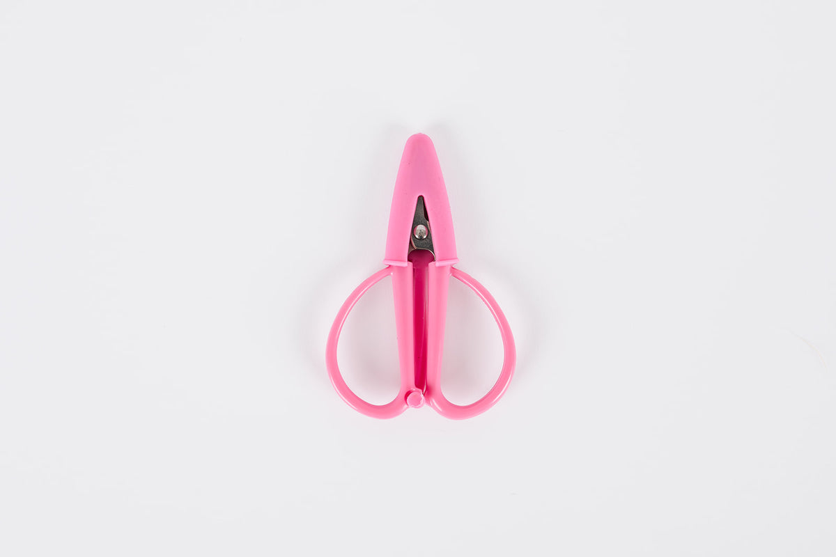 needlepoint-scissors